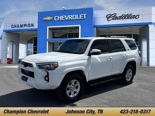 White 2022 Toyota 4Runner SR5 Premium
