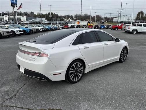2019 Lincoln MKZ Reserve II