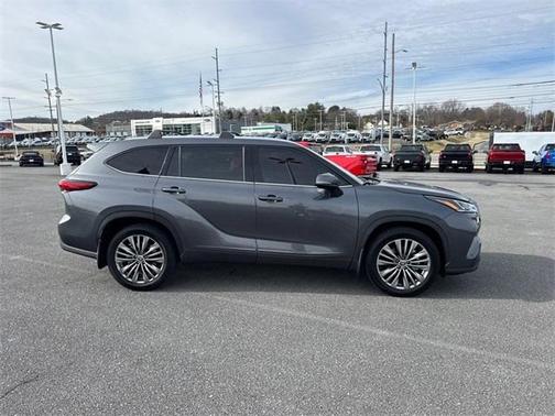 2020 Toyota Highlander Platinum