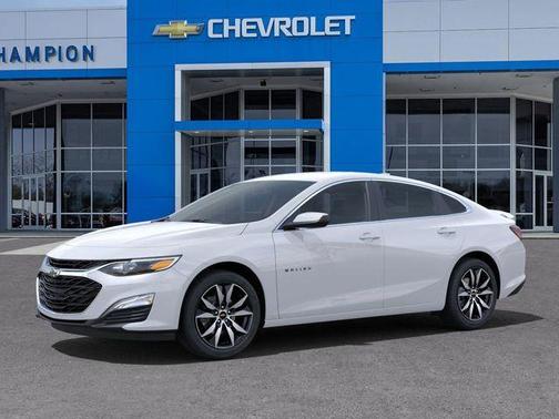 Summit White 2025 Chevrolet Malibu RS