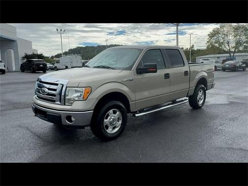 2010 Ford F-150 XLT SuperCrew