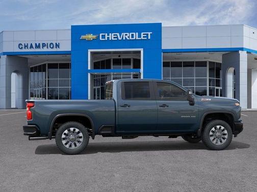 Lakeshore Blue 2026 Chevrolet Silverado 2500 Custom