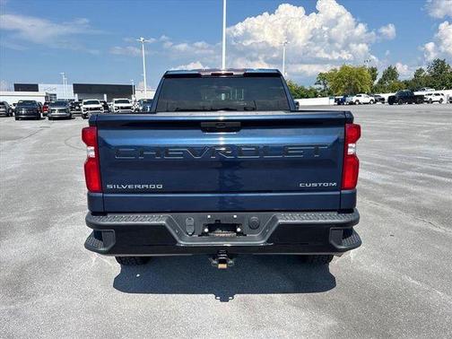 Blue Metallic 2021 Chevrolet Silverado 1500 Custom Trail Boss