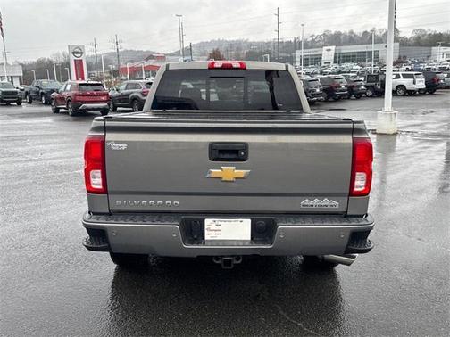 2017 Chevrolet Silverado 1500 High Country