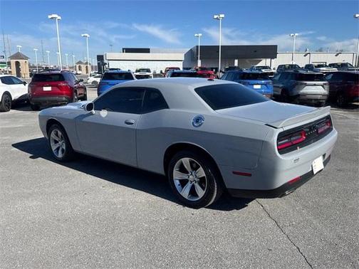 2021 Dodge Challenger SXT