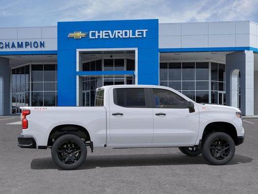 Summit White 2026 Chevrolet Silverado 1500 Custom Trail Boss