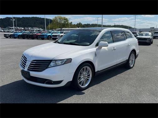 2019 Lincoln MKT Standard