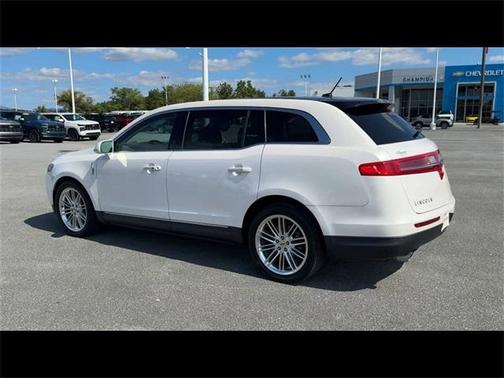 2019 Lincoln MKT Standard