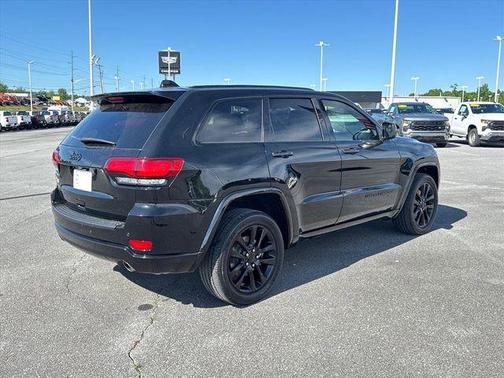 Diamond Black 2021 Jeep Grand Cherokee Laredo X
