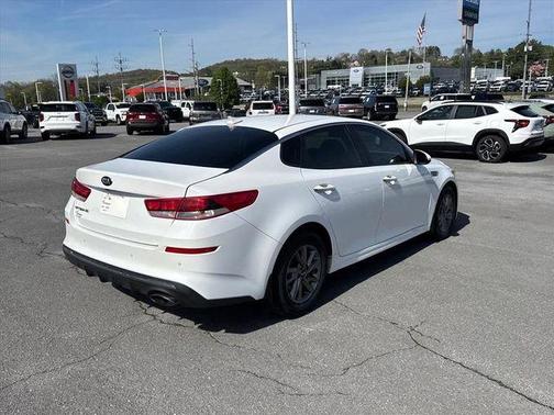2019 Kia Optima LX