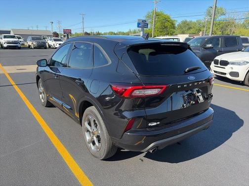 AGATE BLACK METALLIC 2024 Ford Escape ST-LINE