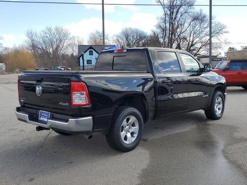 Diamond Black 2021 RAM 1500 BIG HORN/LONE STAR
