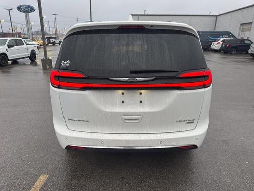 2021 Chrysler Pacifica LIMITED