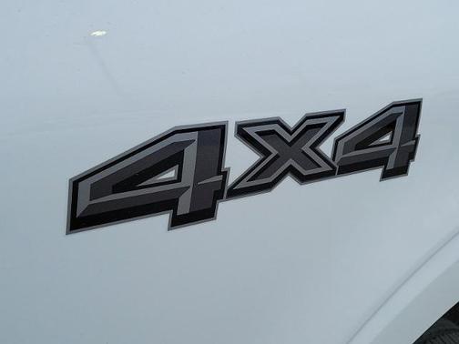 OXFORD WHITE 2025 Ford F-150 XLT