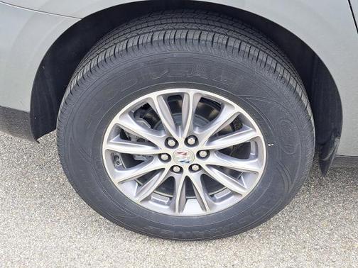 Moonstone Gray Metallic 2024 Buick Enclave ESSENCE