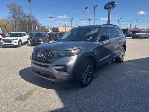 CARBONIZED GRAY METALLIC 2023 Ford Explorer XLT