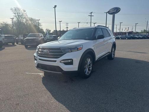 STAR WHITE MET TRI-COAT 2023 Ford Explorer XLT