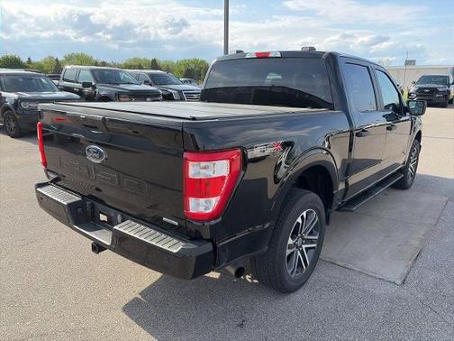 AGATE BLACK METALLIC 2023 Ford F-150 XL