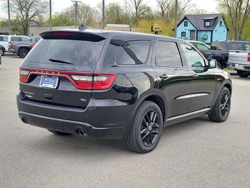 DB Black Crystal Clearcoat 2022 Dodge Durango R/T