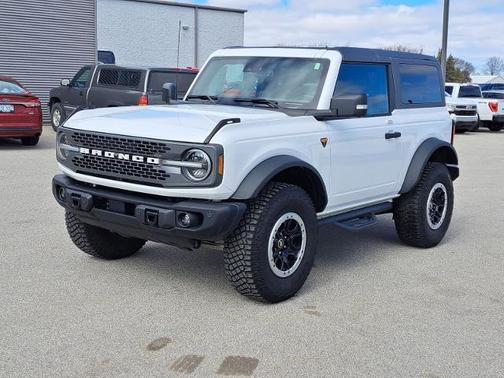OXFORD WHITE 2023 Ford Bronco BADLANDS