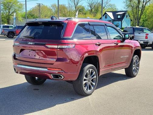 Velvet Red Pearlcoat 2023 Jeep Grand Cherokee OVERLAND