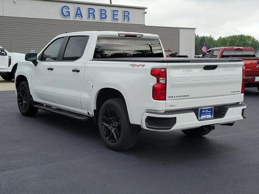 Summit White 2023 Chevrolet Silverado 1500 CUSTOM
