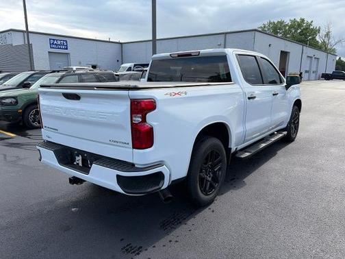 Summit White 2023 Chevrolet Silverado 1500 CUSTOM