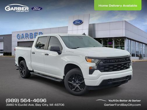 Summit White 2023 Chevrolet Silverado 1500 CUSTOM