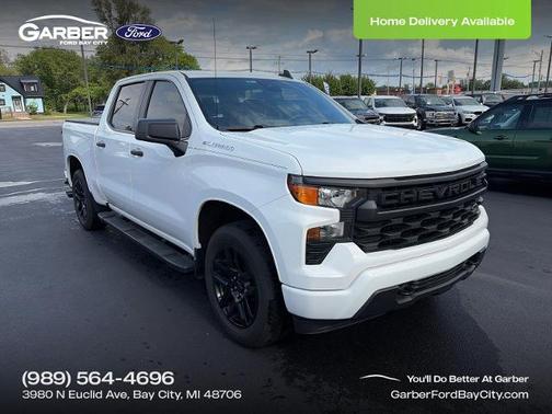 Summit White 2023 Chevrolet Silverado 1500 CUSTOM