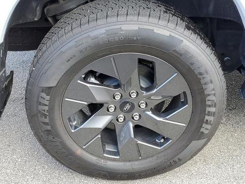 SPACE WHITE METALLIC 2025 Ford F-150 FLASH