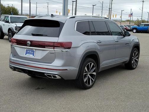 Silver Mist Metallic 2025 Volkswagen Atlas 2.0T SEL PREMIUM R-LINE
