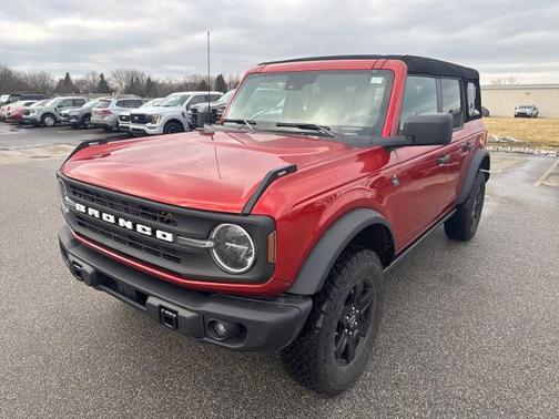 2024 Ford Bronco BLACK DIAMOND