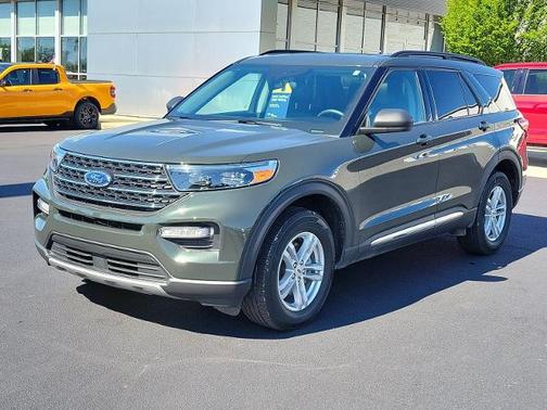 FORGED GREEN METALLIC 2023 Ford Explorer XLT