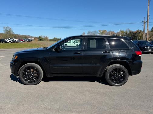 Diamond Black 2020 Jeep Grand Cherokee Altitude