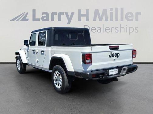 2023 Jeep Gladiator Sport