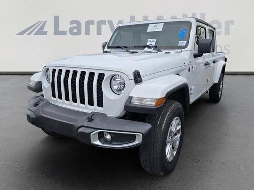 2023 Jeep Gladiator Sport