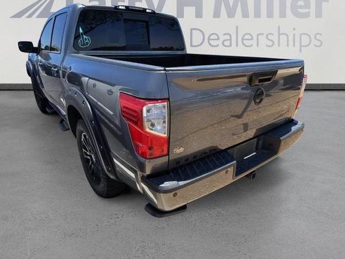 2019 Nissan Titan SV