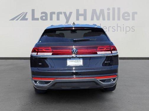 2024 Volkswagen Atlas Cross Sport 2.0T SE