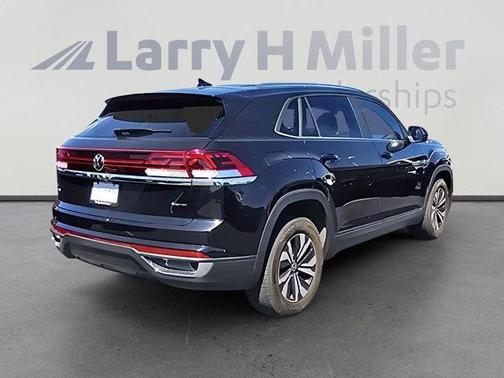 2024 Volkswagen Atlas Cross Sport 2.0T SE