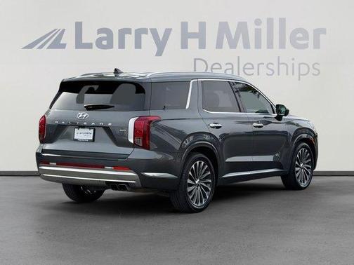 Steel / Graphite 2023 Hyundai PALISADE Calligraphy