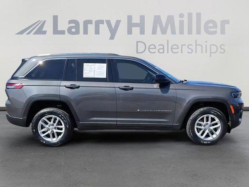 2023 Jeep Grand Cherokee Laredo X