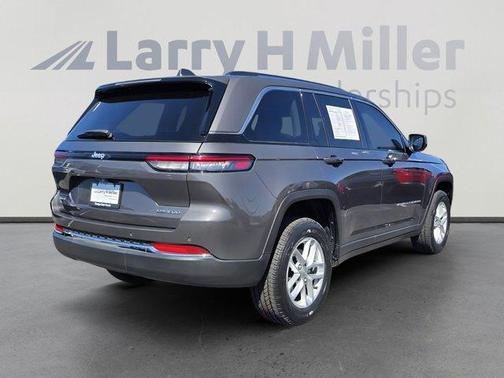 2023 Jeep Grand Cherokee Laredo X