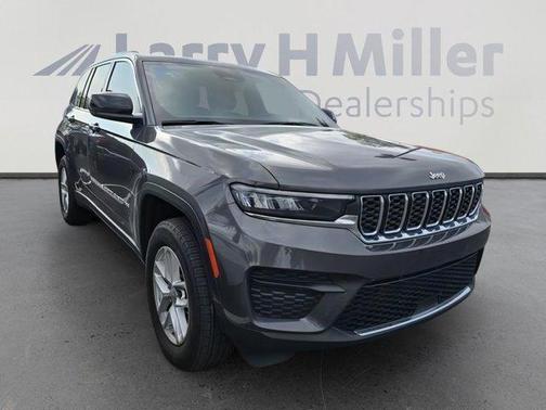 2023 Jeep Grand Cherokee Laredo X