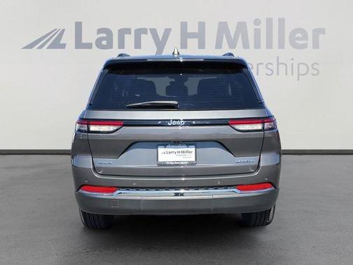 2023 Jeep Grand Cherokee Laredo X