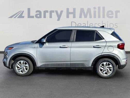 2021 Hyundai VENUE SE