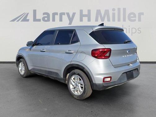 2021 Hyundai VENUE SE