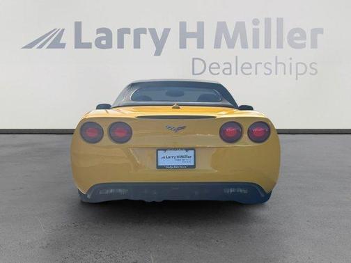 2005 Chevrolet Corvette 
