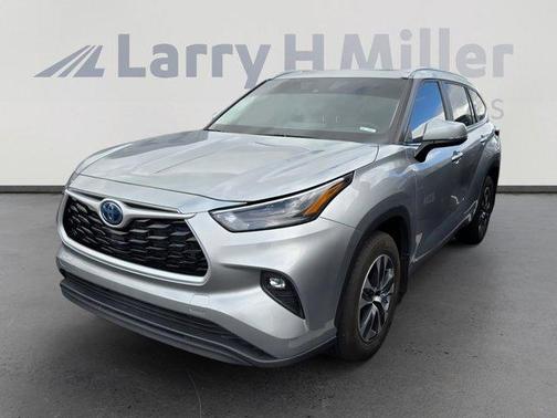 2024 Toyota Highlander Hybrid XLE