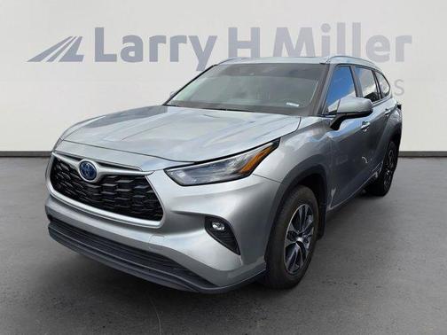 2024 Toyota Highlander Hybrid XLE