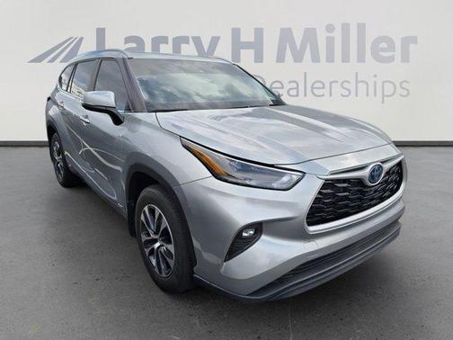 2024 Toyota Highlander Hybrid XLE